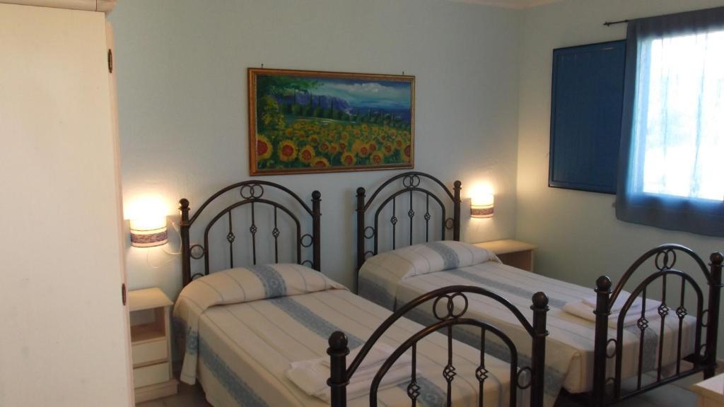 Hotel Baia Cea Bari Sardo Kamer foto