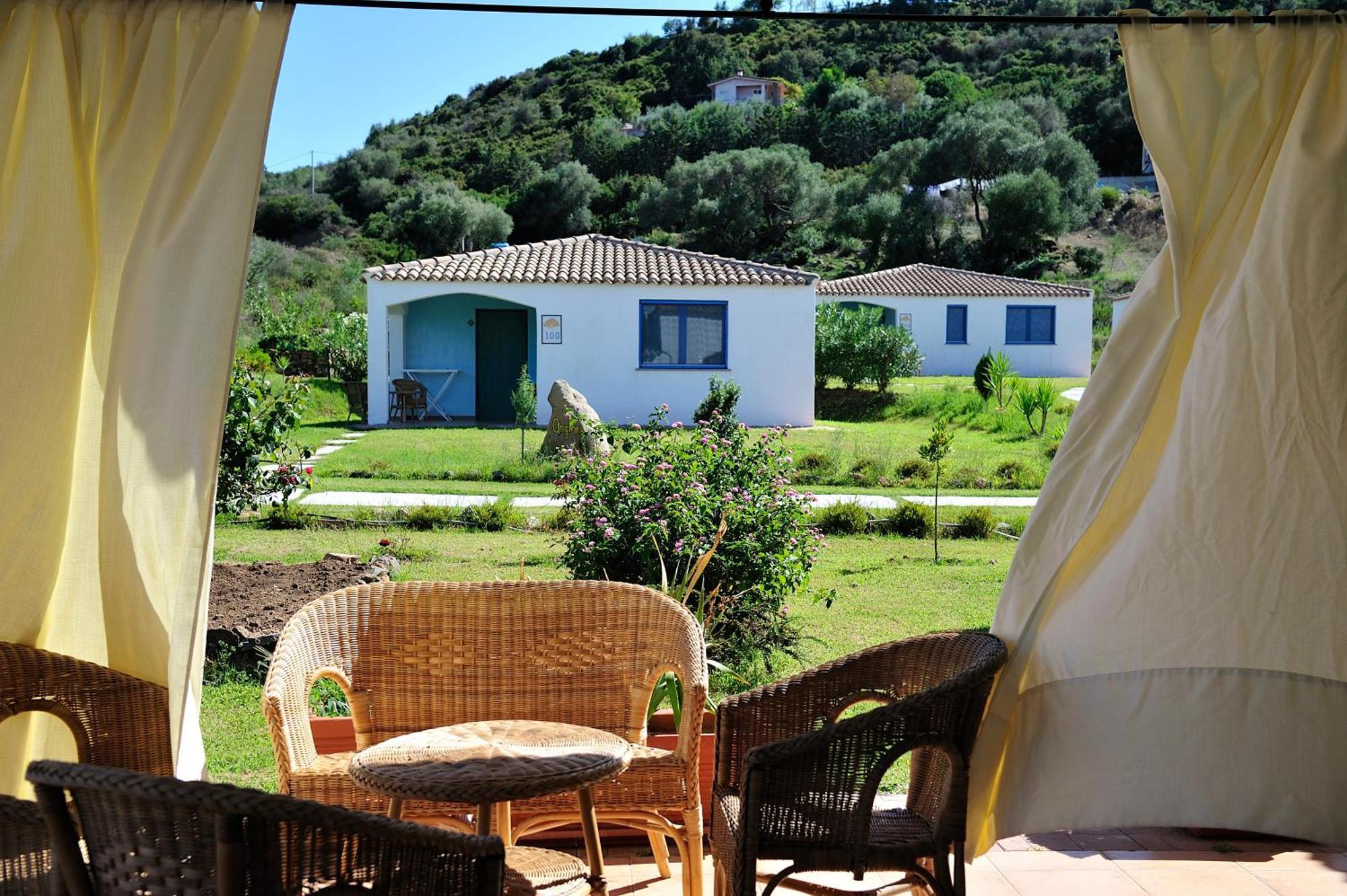 Hotel Baia Cea Bari Sardo Kamer foto
